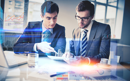 CRM系統(tǒng)可以幫助您將新客戶變?yōu)橹覍?shí)客戶